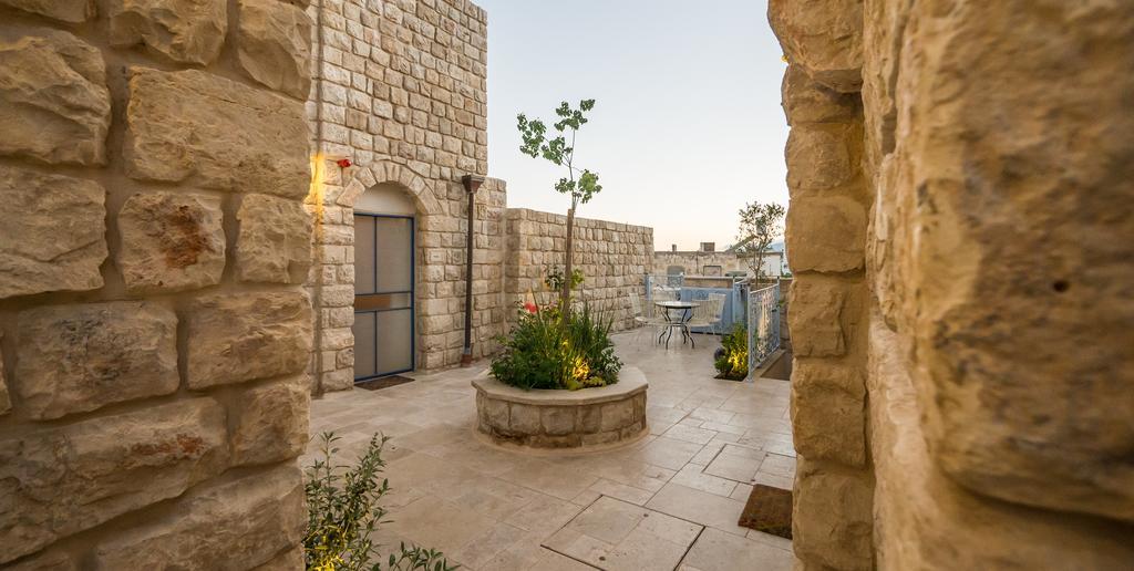 The Way Inn - Boutique Suites Safed Eksteriør bilde